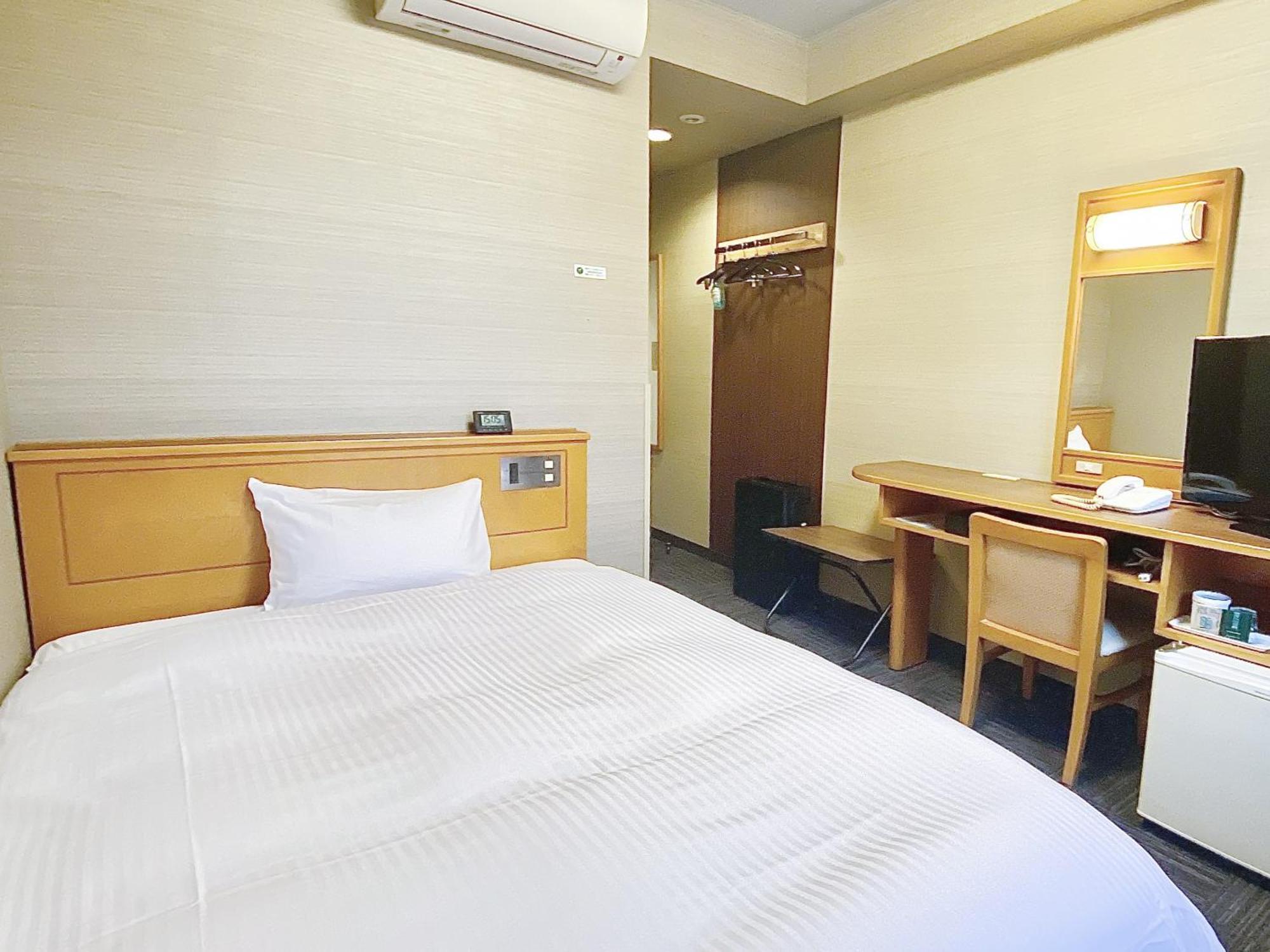 Hotel Route-Inn Shimada Yoshida Inter Екстер'єр фото
